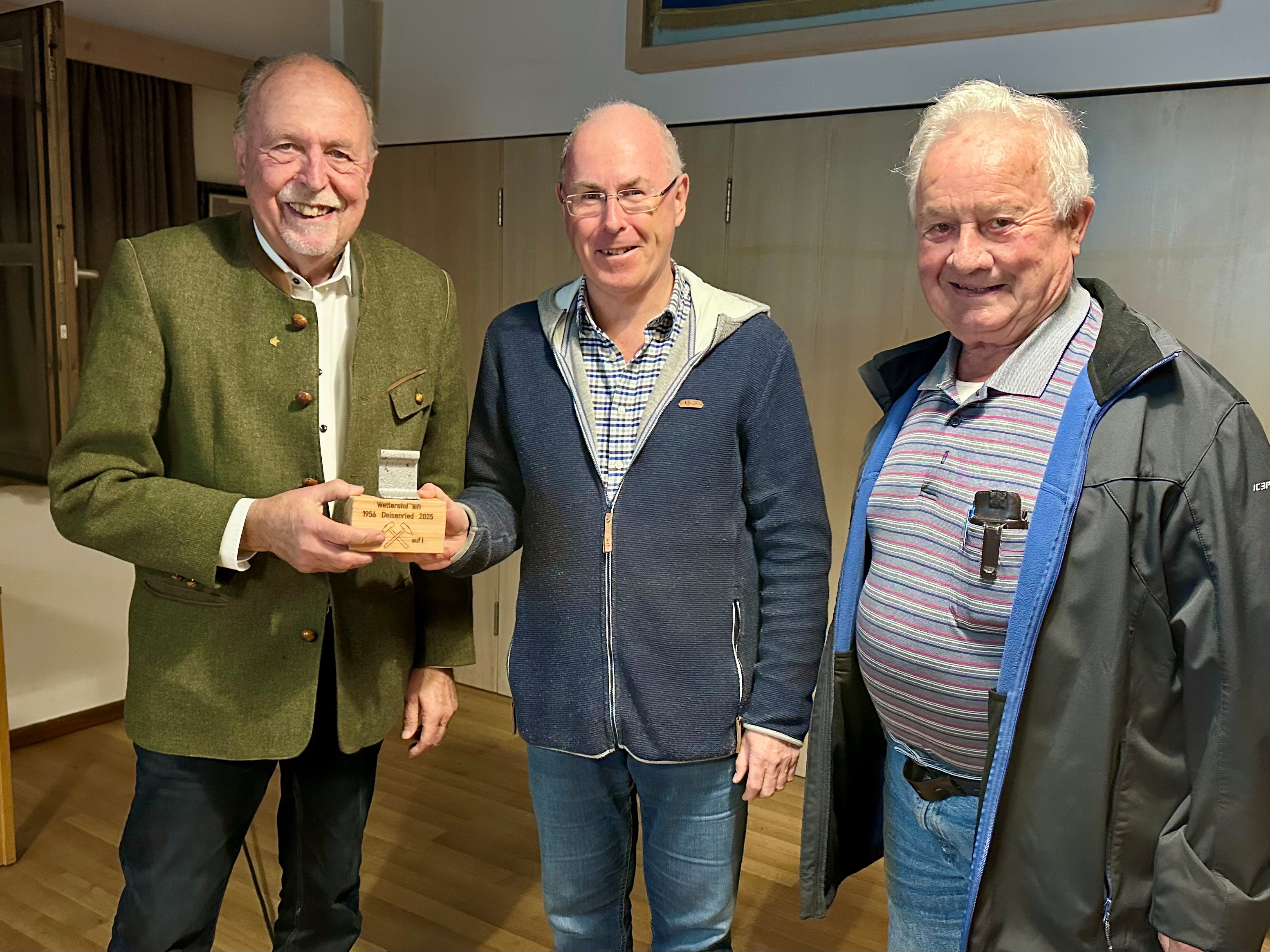 8. Sitzung EG 10.11.2025 Übergabe Schaustollen Gleisstück